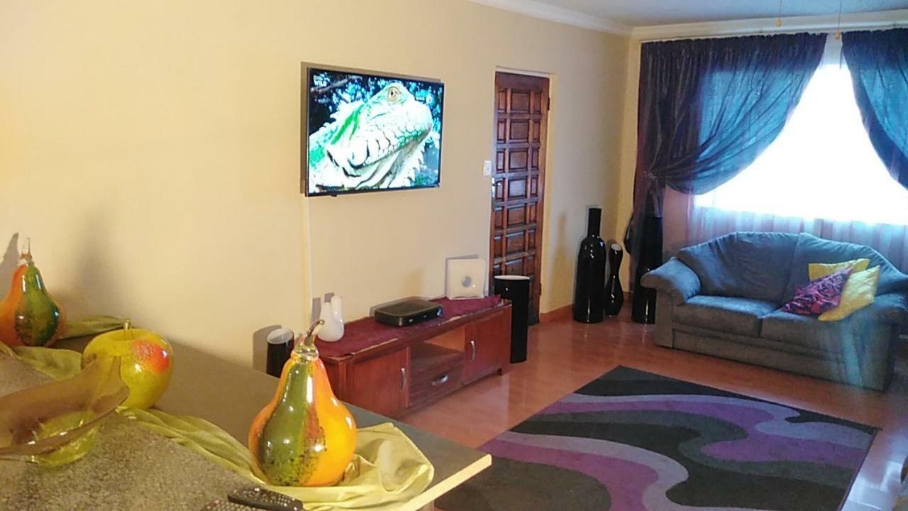 Cloud 9 Self Catering Accommodation Спрингс Екстериор снимка